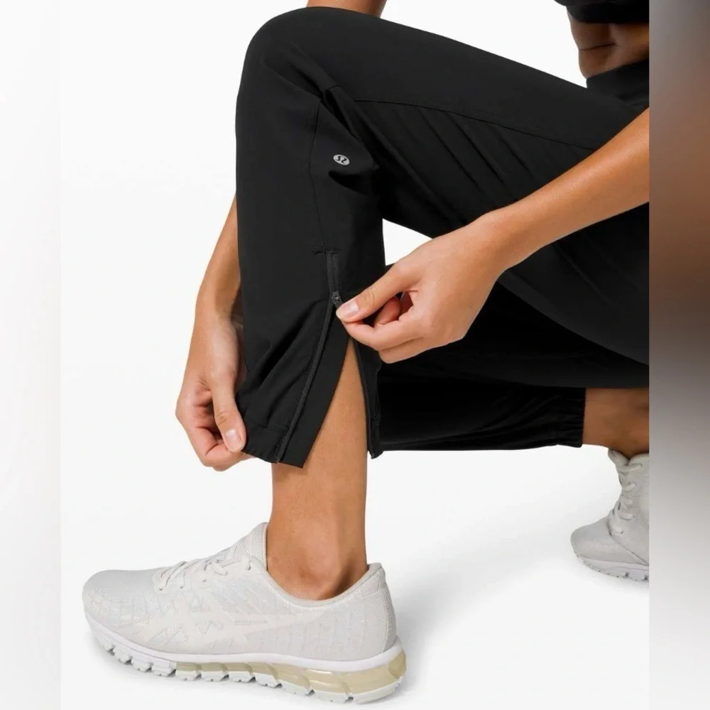 Lululemon Adapted State Jogger in Black